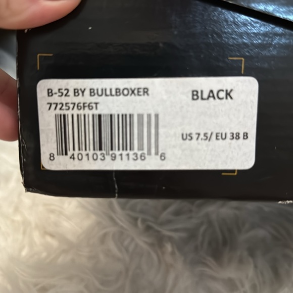 Black ankle boots size 7.5 - Picture 4 of 6